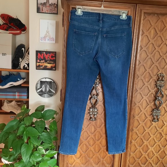 Old Navy Mid-Rise Pop Icon Skinny Crop Jeans - Dark Wash 4P - Picture 9 of 16